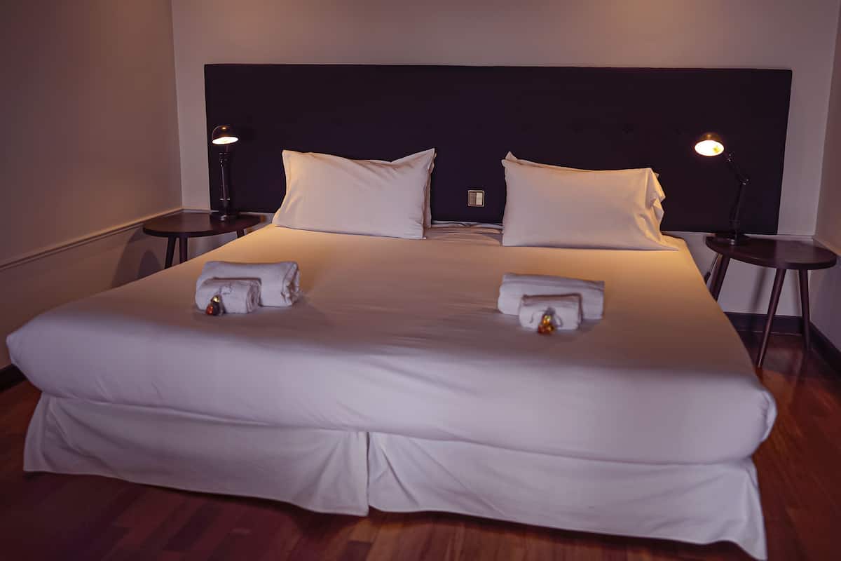 Junior Studio | In-room safe, blackout curtains, iron/ironing board (on request)