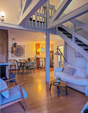 Romantic Bungalow | Living area
