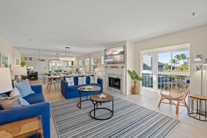 スマートテレビ、DVD プレーヤー