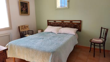 2 camere, ferro/asse da stiro, Wi-Fi gratuito, lenzuola