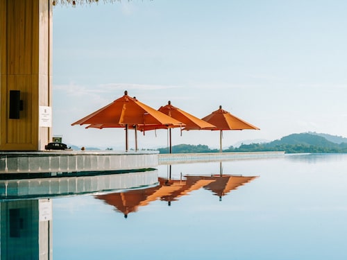 Hilltop 健康度假村