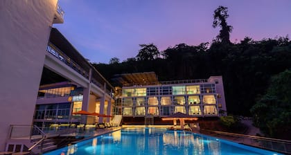 Hilltop Wellness Resort