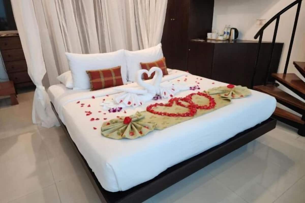 1 bedroom, in-room safe, individually furnished, iron/ironing board