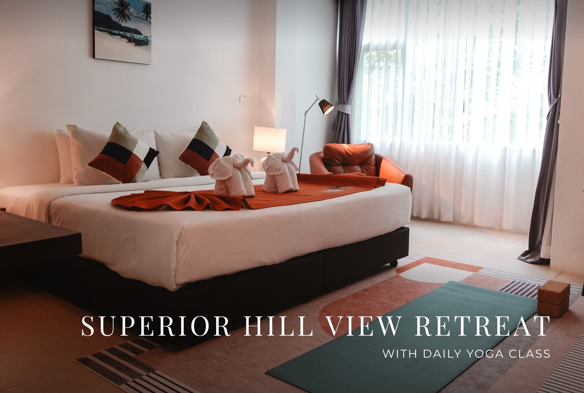 Superior Hill View Retreat Room with Yoga class | Värdeförvaringsskåp på rummet, unika möbler och strykjärn/strykbräda