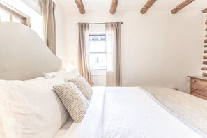 2 camere, ferro/asse da stiro, Wi-Fi gratuito, lenzuola