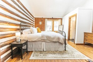 3 slaapkamers, een strijkplank/strijkijzer, gratis wifi, beddengoed