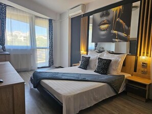 Deluxe Room | Premium bedding, memory foam beds, individually decorated