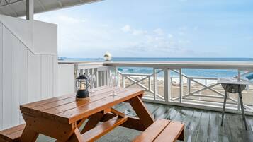 ๋ฒ ์ด์ง๋ฃธ, ์นจ์ค 1๊ฐ (201) | 1 ๊ฐ์ ์นจ์ค, ๋ฌด๋ฃ WiFi