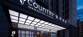 COUNTRY INN & SUITES BY RADISSON