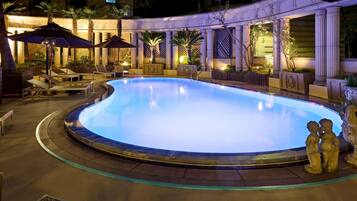Indoor pool, seasonal outdoor pool