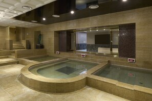 Phòng xông hơi sauna