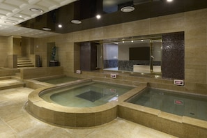 Phòng xông hơi sauna
