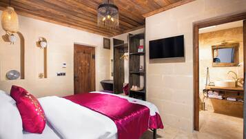 Egyptian cotton sheets, premium bedding, down duvets