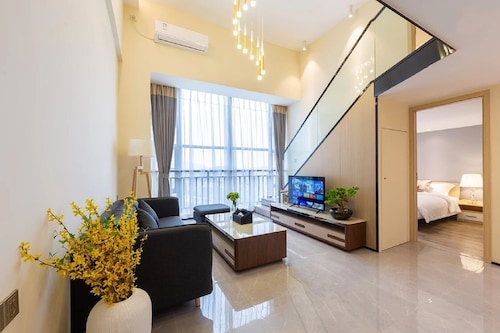 Serveyou International Apartment - Free Airport Pickup Service & Free Canton Fair Shuttle Bus