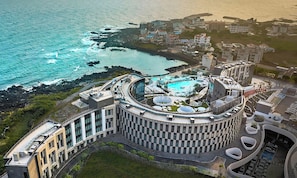 Exterior - Shilla Stay Plus Iho Tewoo Ocean Front (Jeju City)
