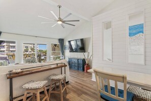 TV - Perfect Harbor Townhome with Hot Tub, Beach Access (Destin)