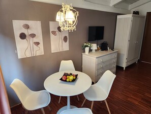 Family Suite | Living area