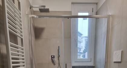 TWO-ROOM APARTMENT with kitchen-PAVIA-near the center
