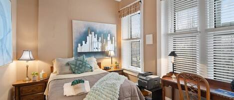 2 chambres, bureau, fer et planche à repasser, Wi-Fi