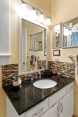 淋浴設備、風筒、提供毛巾