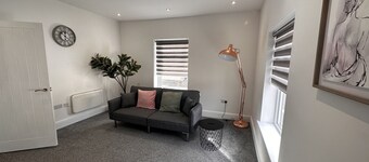 50 wood street burton