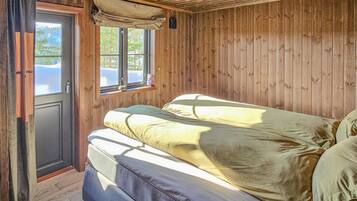 5 habitaciones, cuna de viaje y wifi gratis