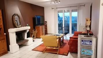 Télévision, livres, médiathÚque