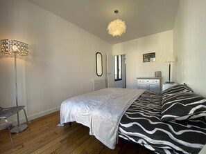 4 bedrooms, free WiFi, bed sheets