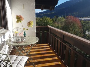 Outdoor dining - Gemütliche Whg. mit Balkon und Bergblick im Oberallgäu! Ruhig und Zentrumsnah (Immenstadt im Allgäu)