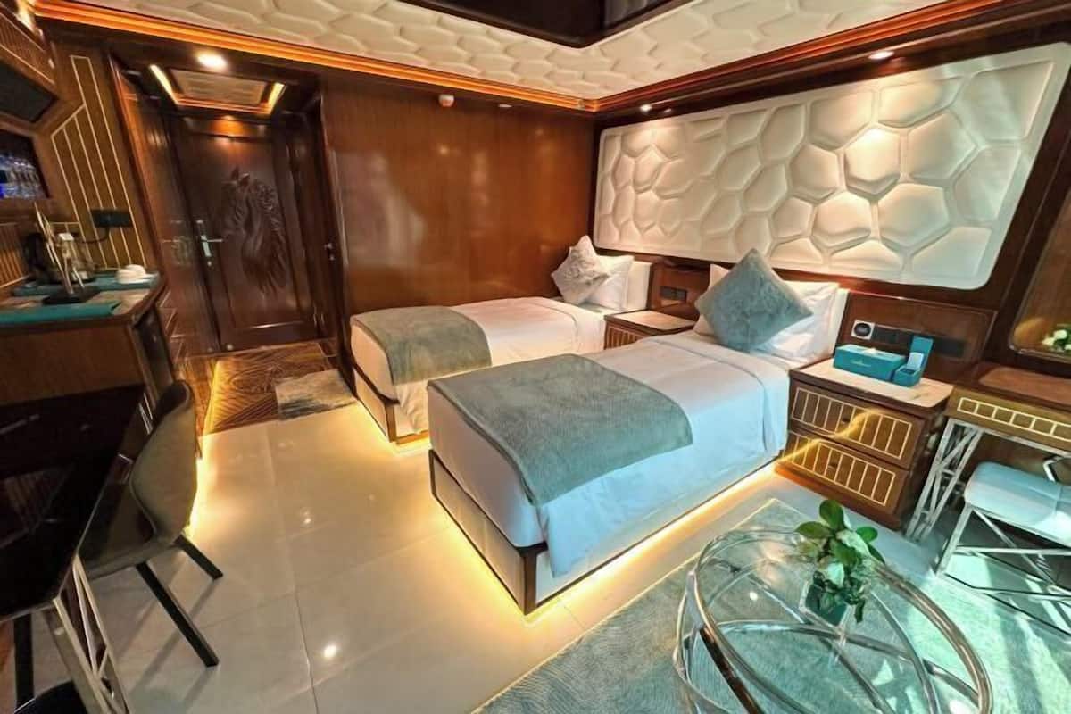 1 quarto, roupas de cama premium, frigobar, cofres nos quartos