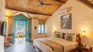 Premium Room, Balcony, Mountain View | Desk, iron/ironing board, free WiFi