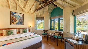 Standard Room | Desk, iron/ironing board, free WiFi