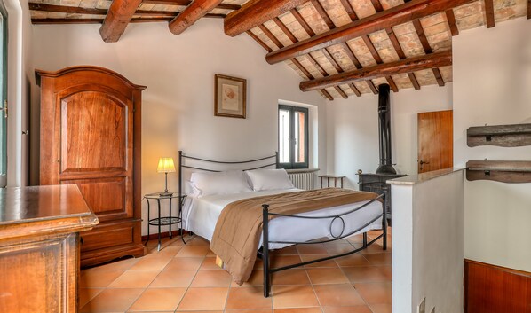 4 chambres, fer et planche à repasser, Wi-Fi gratuit