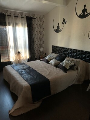 2 bedrooms, iron/ironing board, WiFi, bed sheets - Villa Nyvioni, Proche de la mer Avec Piscine et SPA (Agde)