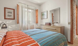 2 bedrooms, iron/ironing board - Conero 19 - Holiday Home (Marcelli)