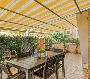 Outdoor dining - Conero 19 - Holiday Home (Marcelli)
