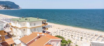 Essence of the Sea - Holiday Home