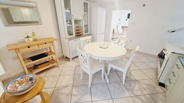 Apartment | Living area | 24-inch flat-screen TV with digital channels