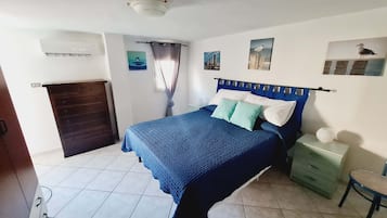 Apartment | 2 bedrooms, iron/ironing board, WiFi (free), individually furnished