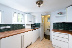 冰箱、烤箱、炉灶、洗碗机