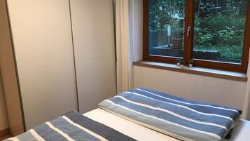 1 Schlafzimmer, Bügeleisen/Bügelbrett, Reisekinderbett, kostenloses WLAN