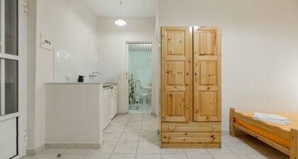 Pink Panther Studios & Apartments