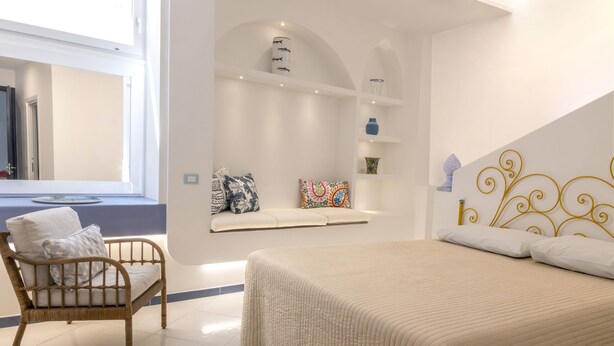 Unclassified image, 1 of 16, button - GHEBA SUITES (Sorrento)