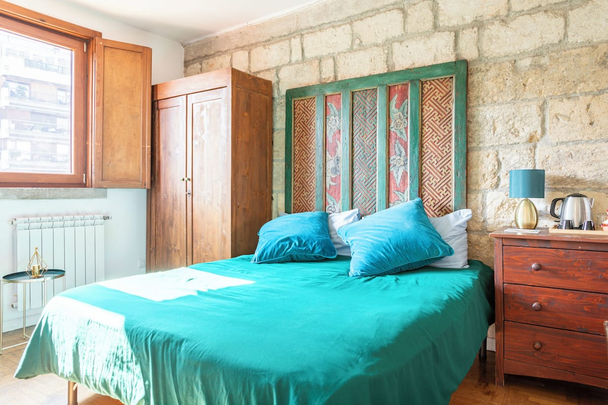 Comfort Room, City View | Soundproofing, iron/ironing board, free WiFi, bed sheets