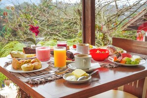 Petit déjeuner buffet compris tous les jours