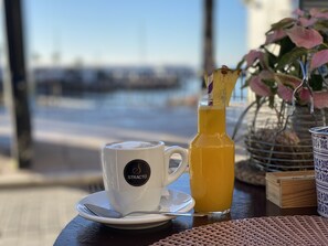 Outdoor dining - Marbella Centro 100m Playa (Marbella)
