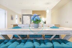 Apartment | 3 bedrooms - Penthouse Haven Lux Balcony Dining Sea View (Darwin)