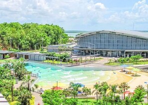 House | 5 bedrooms - Zenlux Waterfront Mansion Infinity Pool Cinema (Bayview)