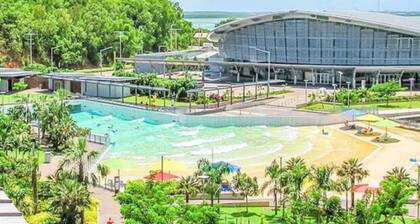 Zenlux Waterfront Mansion Infinity Pool Cinema