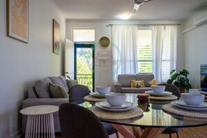 House | 2 bedrooms - Zen Nest Cozy Lawn Minimalist (Nightcliff)